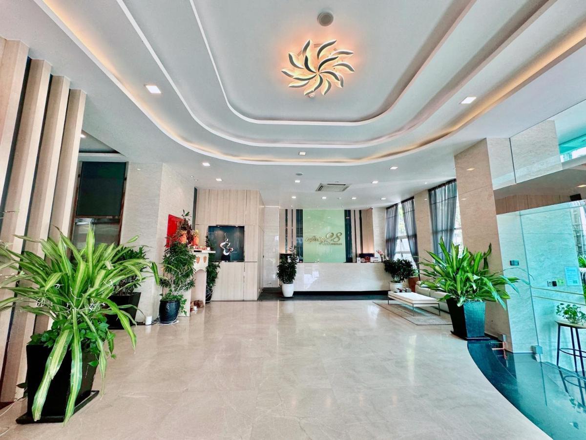 Infinity 28 Hotel And Residence Πνομ Πενχ Εξωτερικό φωτογραφία
