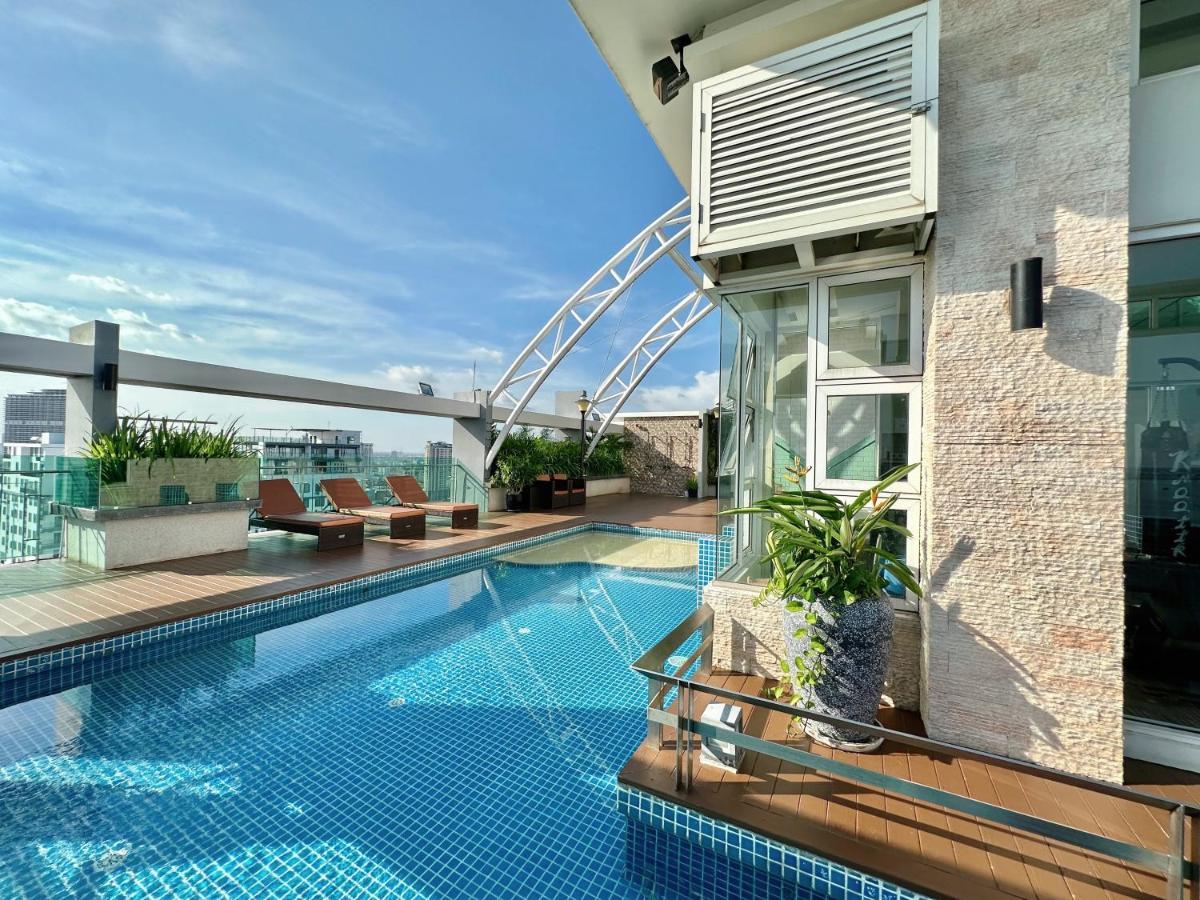 Infinity 28 Hotel And Residence Πνομ Πενχ Εξωτερικό φωτογραφία